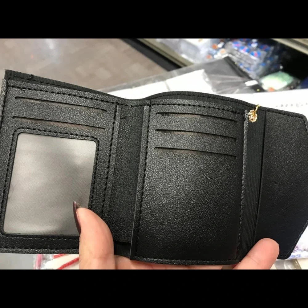 Wallets - Picture 2 of 2